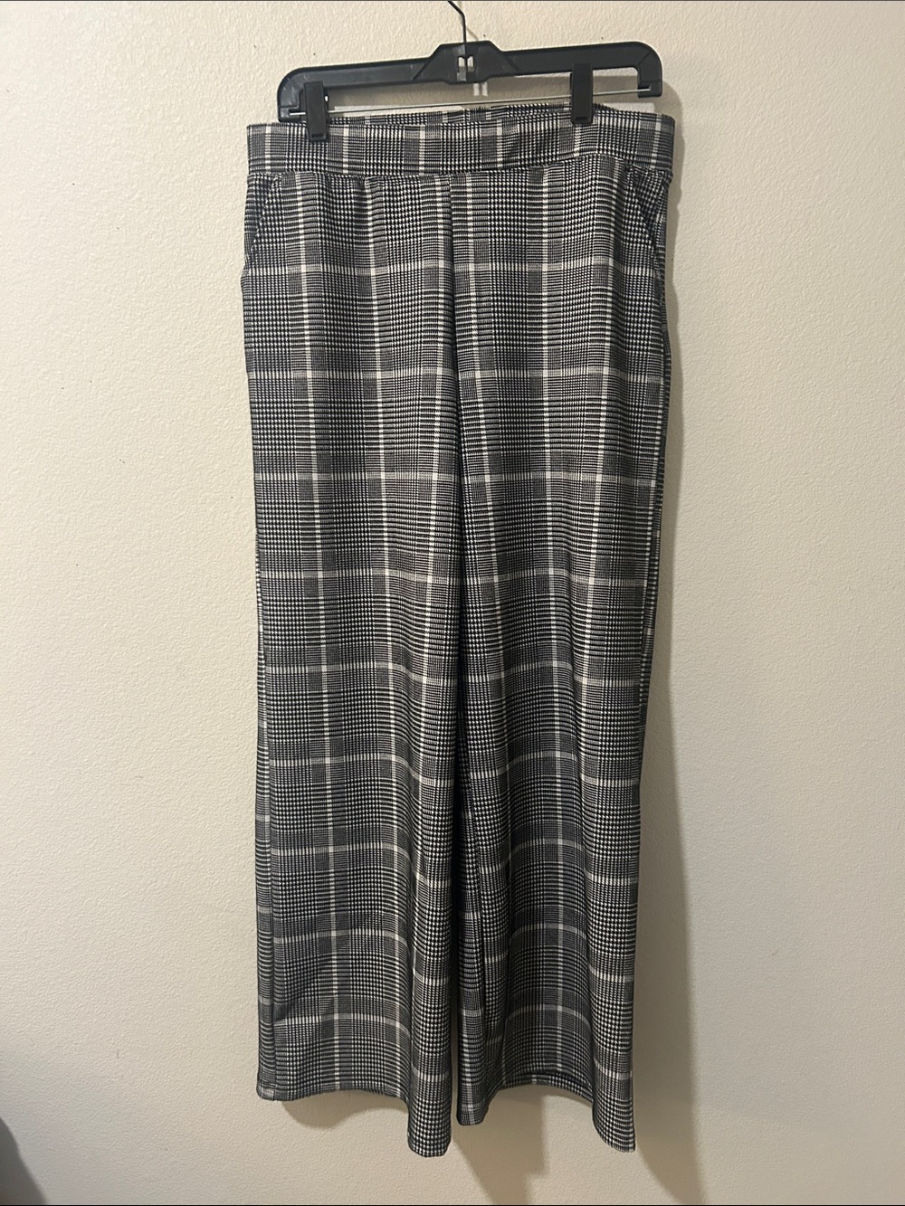 Women's Gray Plaid Wide-Leg Dress Pants